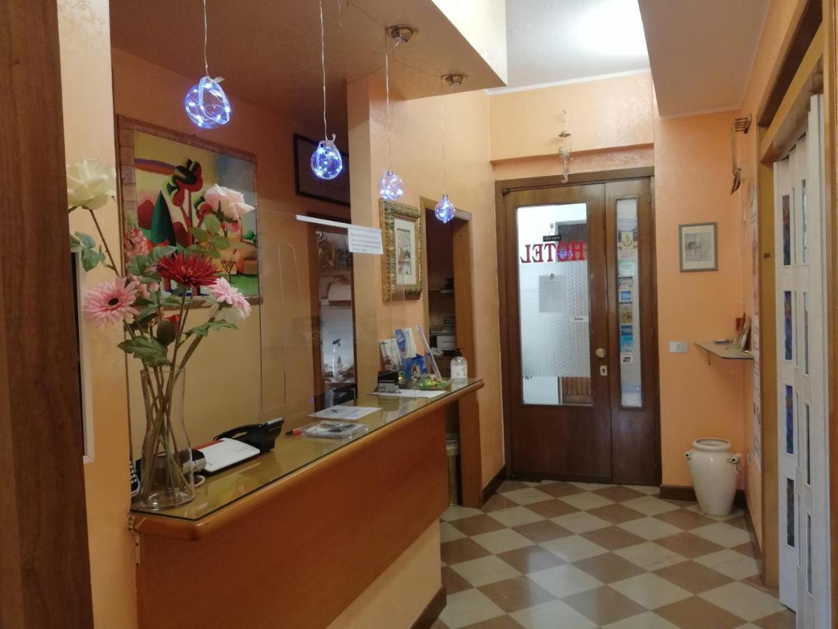 Albergo Roma Lanciano Ngoại thất bức ảnh